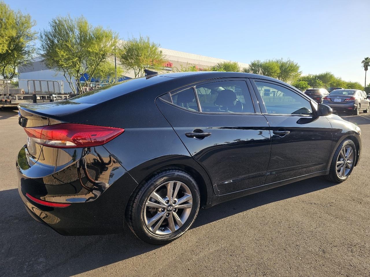 Hyundai Elantra Value Edition Auto 2018
