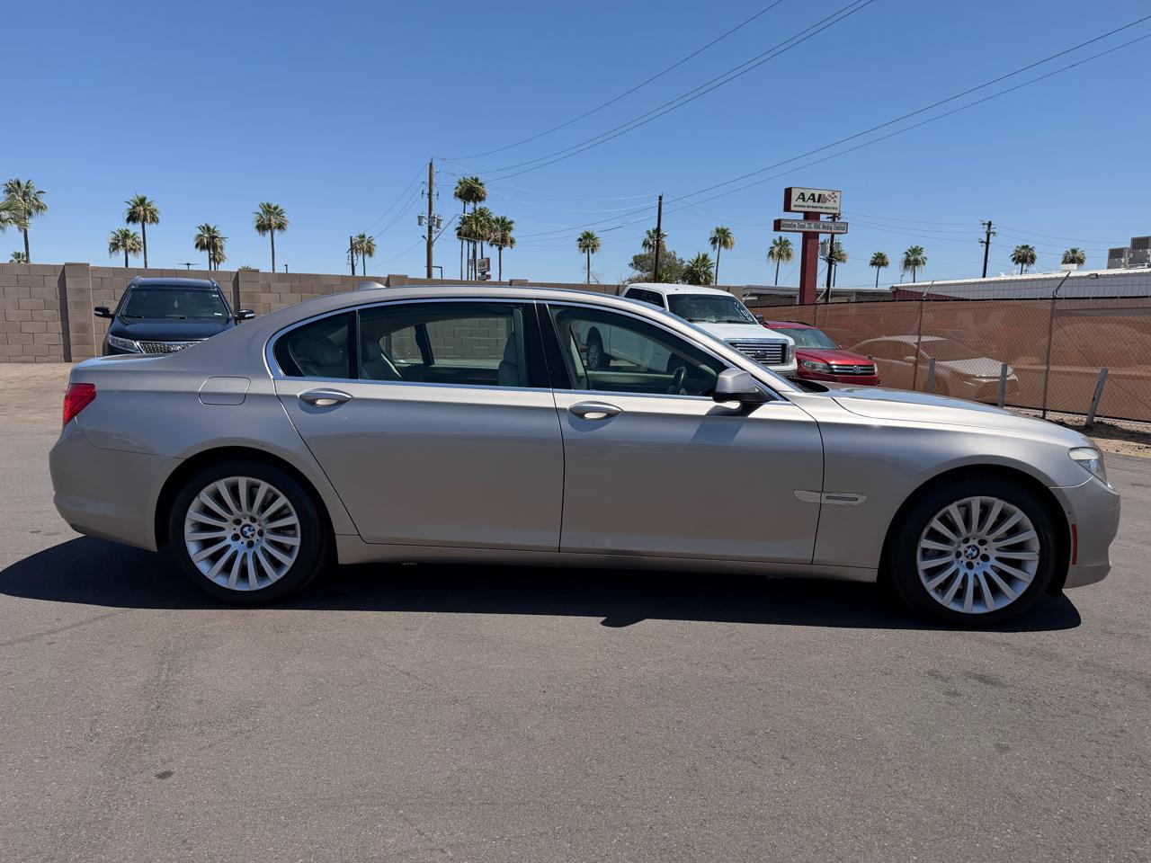 BMW 7-Series 750Li 2009