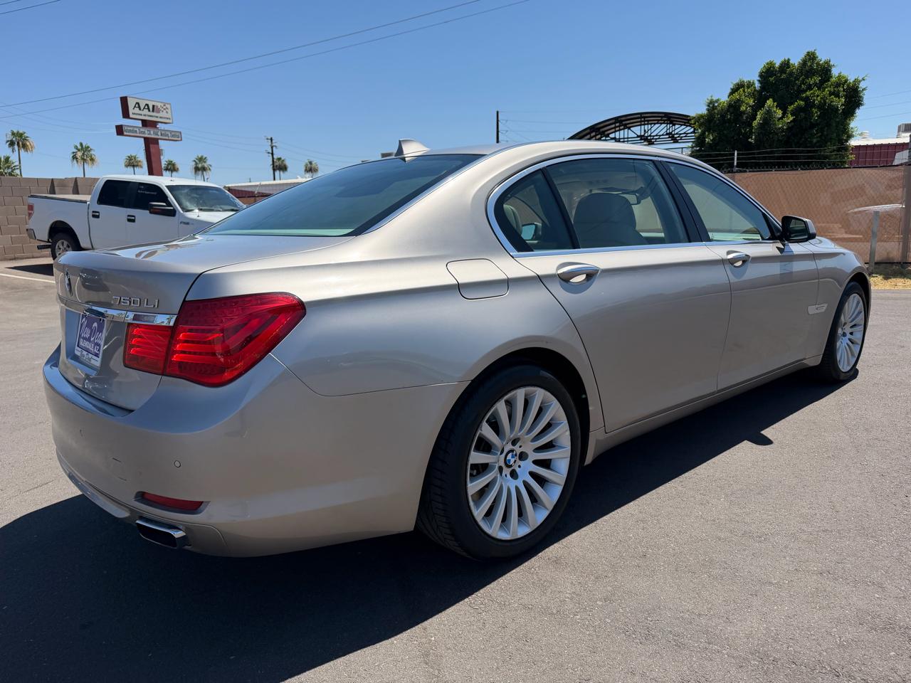 BMW 7-Series 750Li 2009