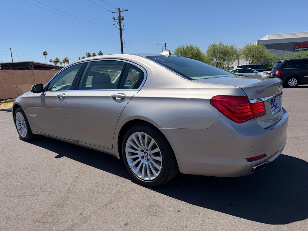 BMW 7-Series 750Li 2009