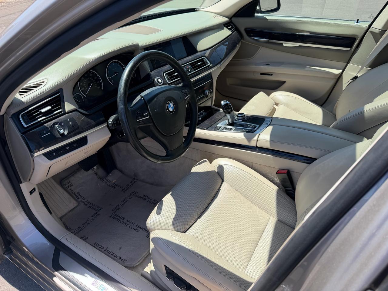 BMW 7-Series 750Li 2009