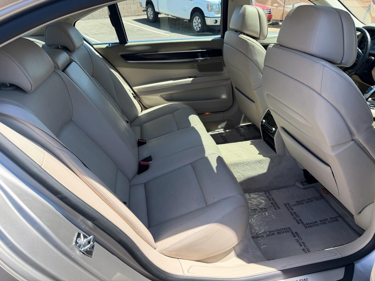BMW 7-Series 750Li 2009