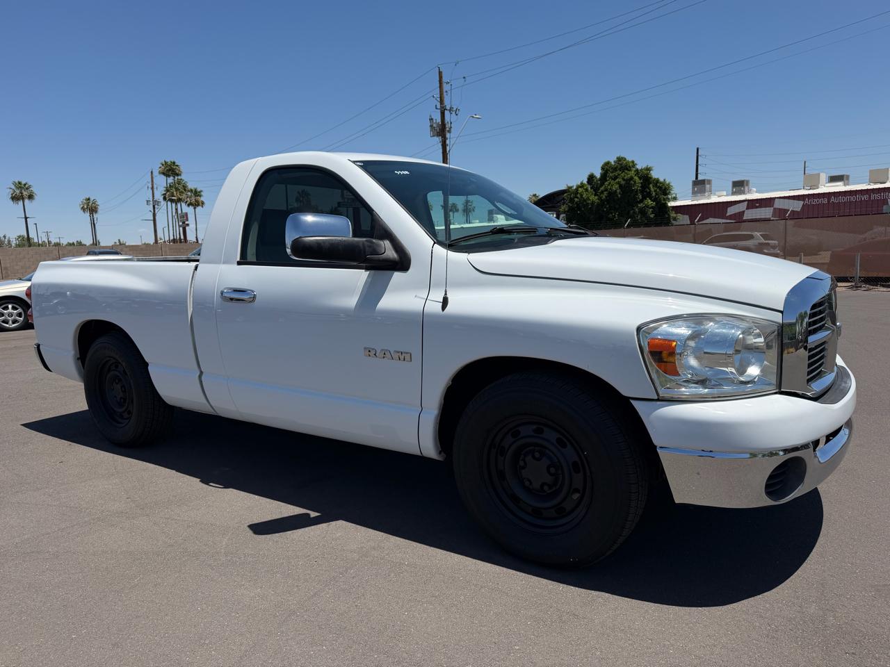 Dodge Ram 1500 2dr Reg Cab 119" WB 2008