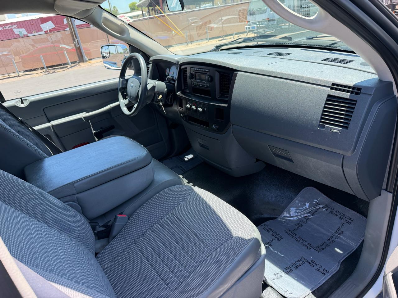 Dodge Ram 1500 2dr Reg Cab 119" WB 2008
