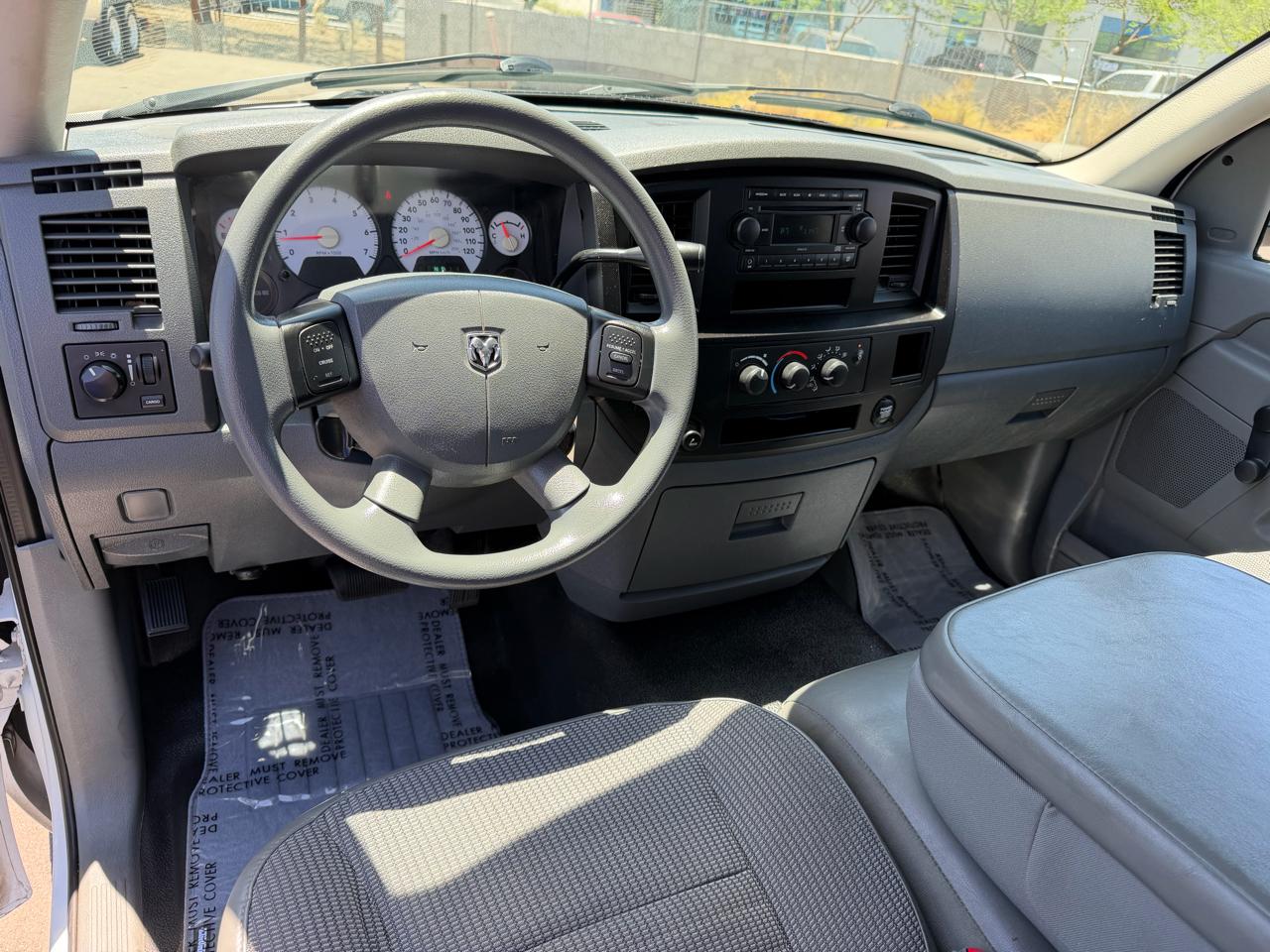 Dodge Ram 1500 2dr Reg Cab 119" WB 2008