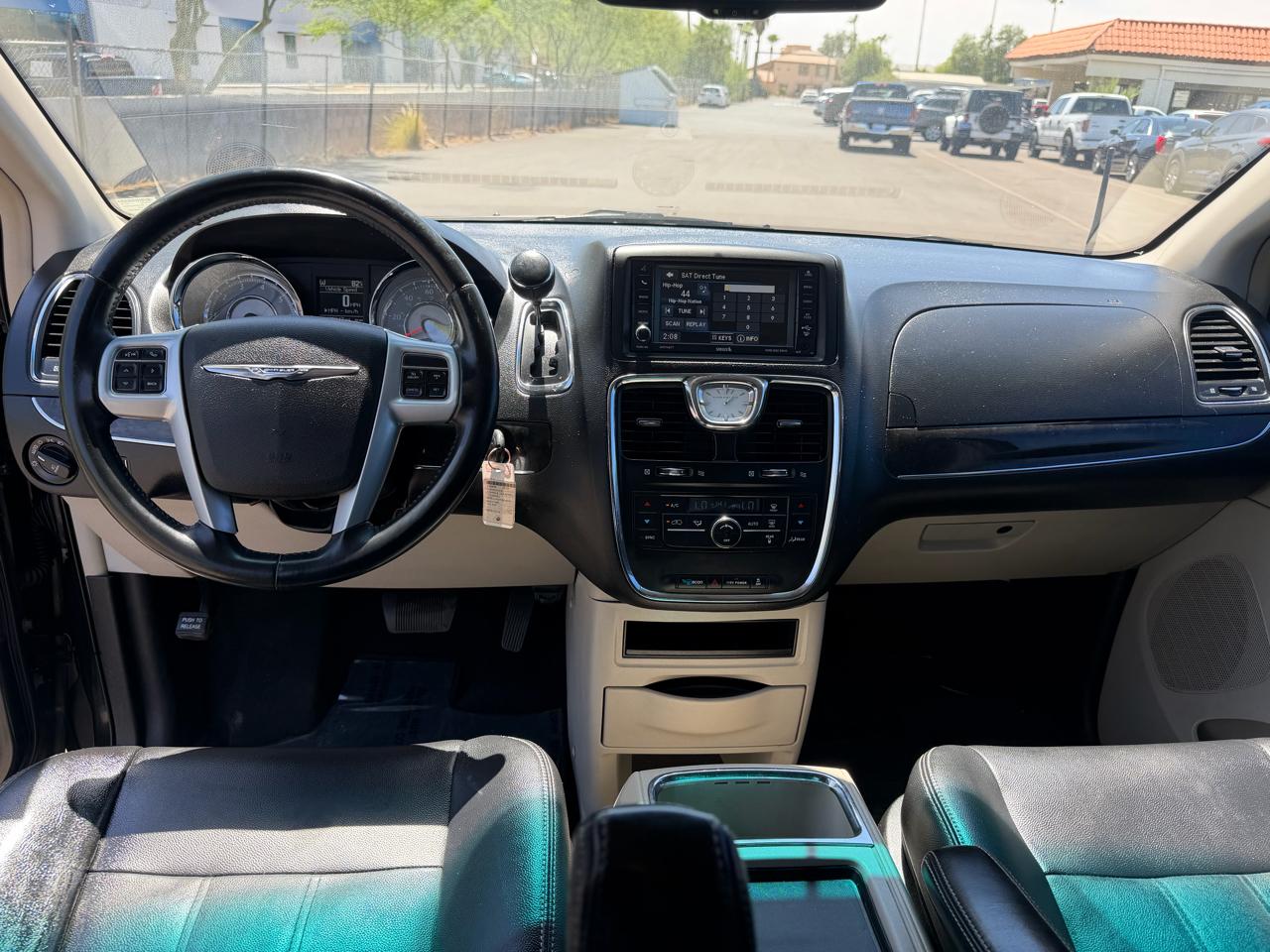 Chrysler Town & Country Touring 2014