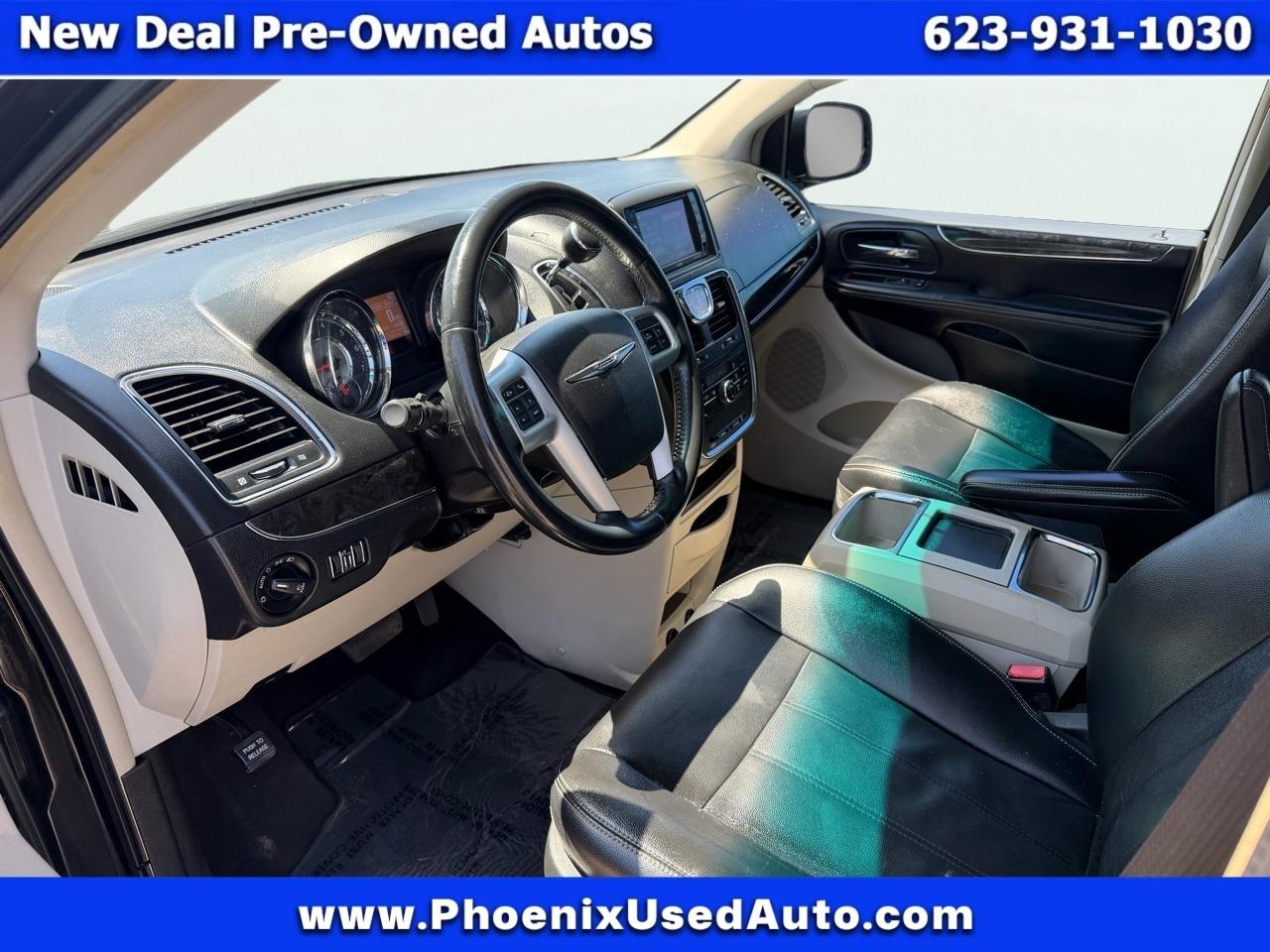 Chrysler Town & Country Touring 2014