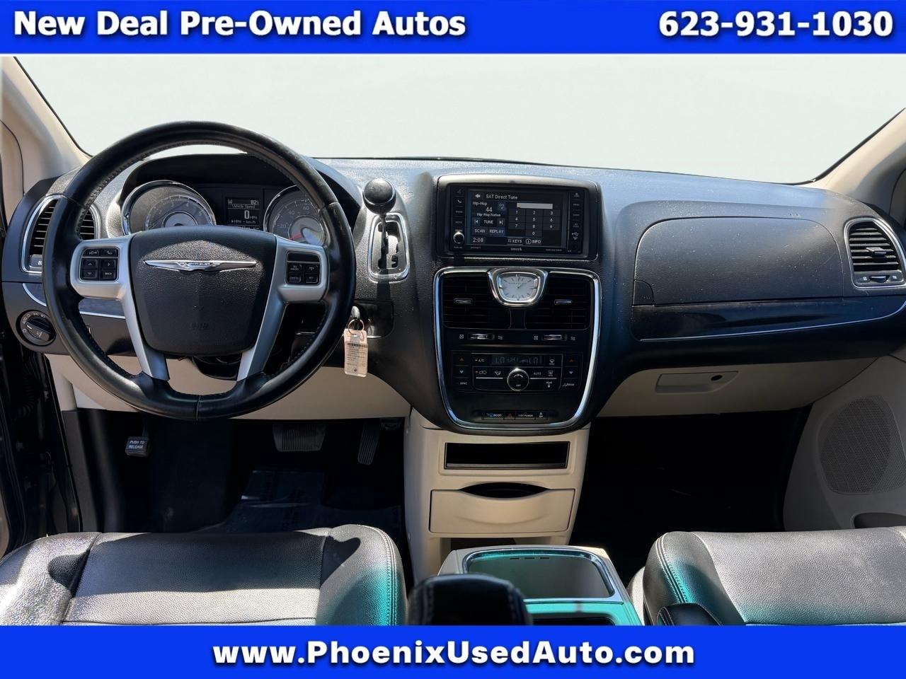 Chrysler Town & Country Touring 2014
