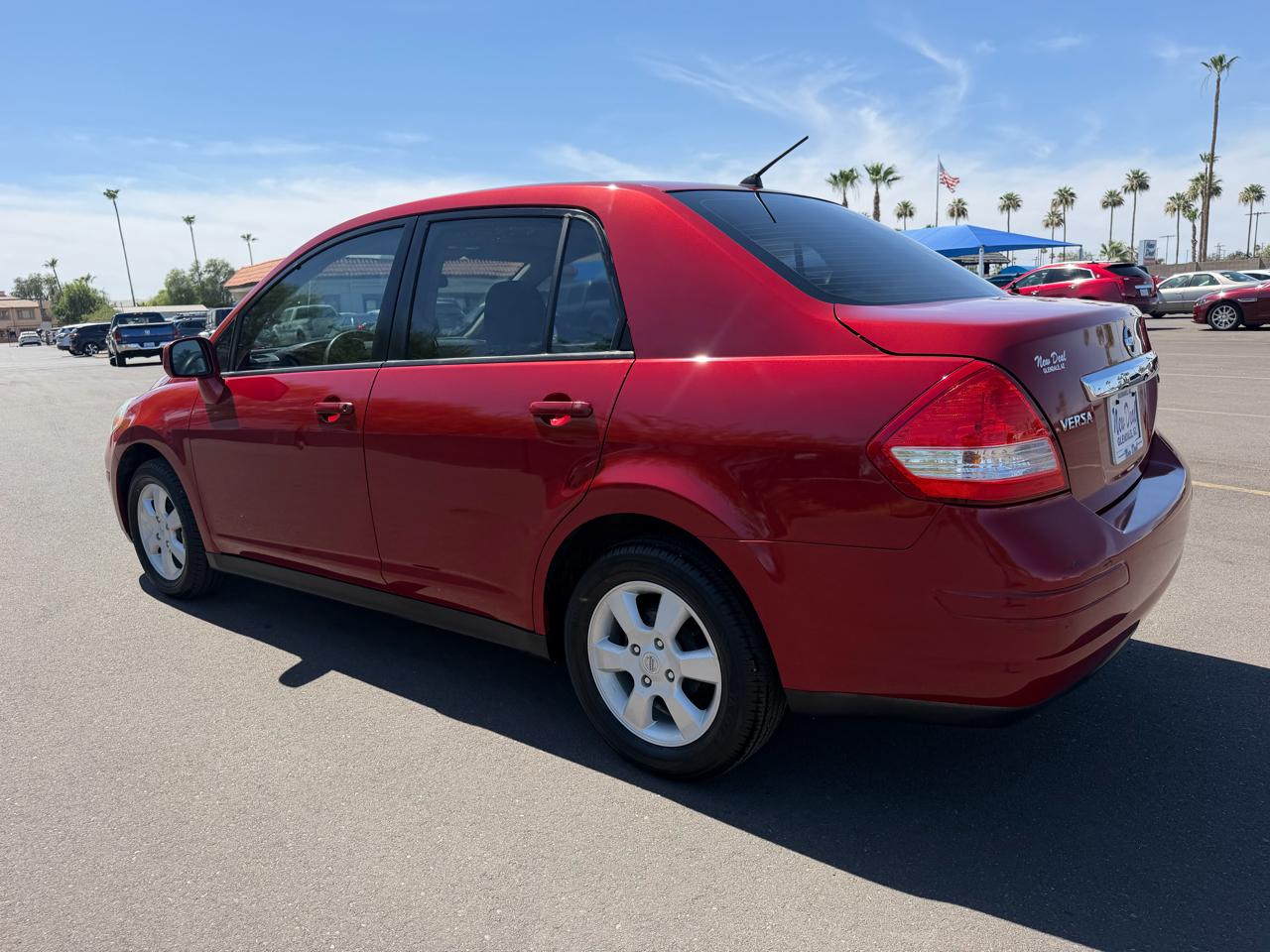 Nissan Versa 1.8 S Sedan 2010