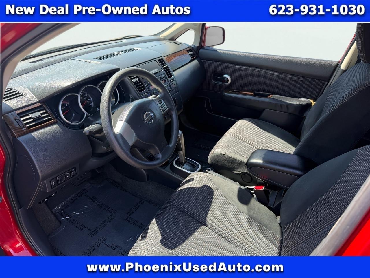 Nissan Versa 1.8 S Sedan 2010