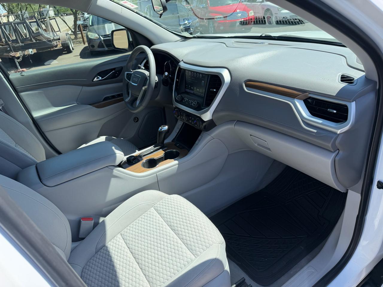 GMC Acadia SLE-2 FWD 2019