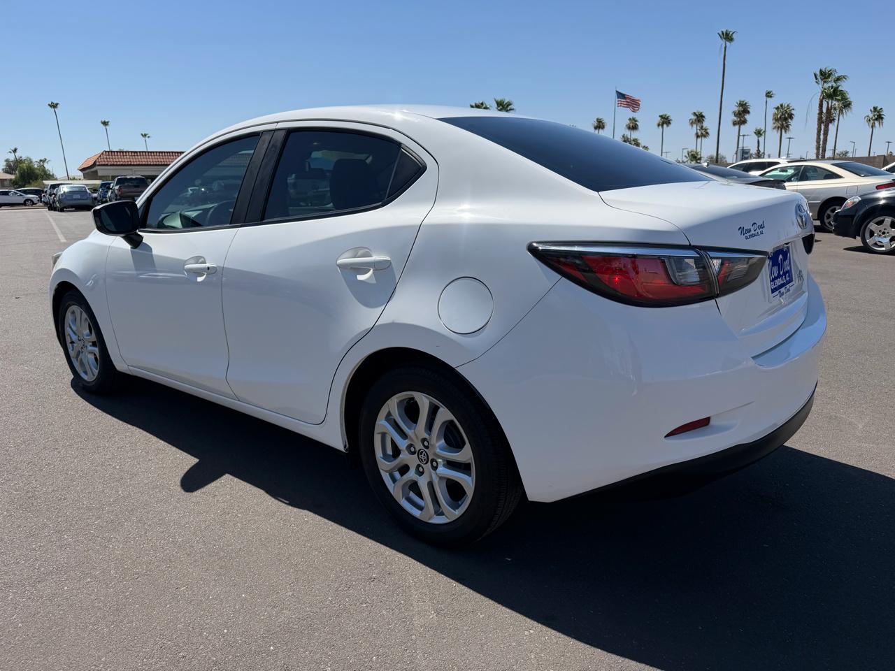 Toyota Yaris iA 6A 2017