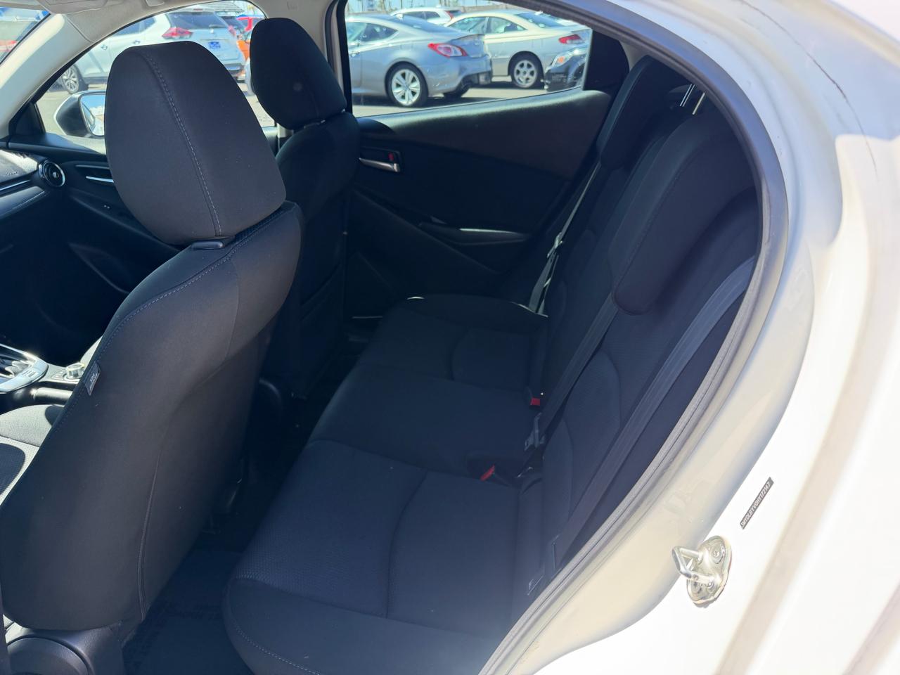 Toyota Yaris iA 6A 2017