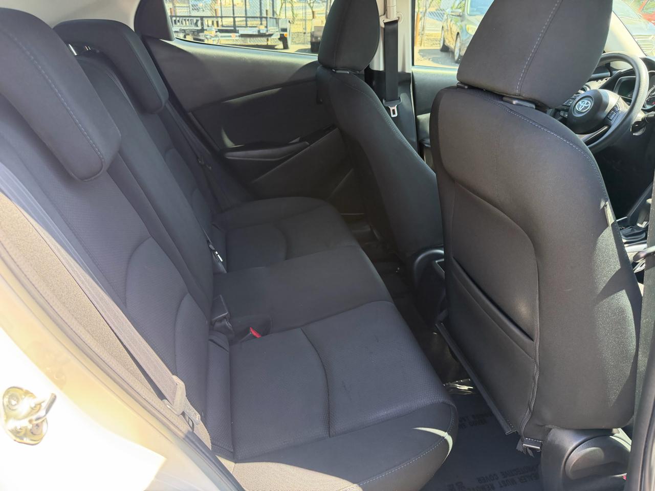 Toyota Yaris iA 6A 2017