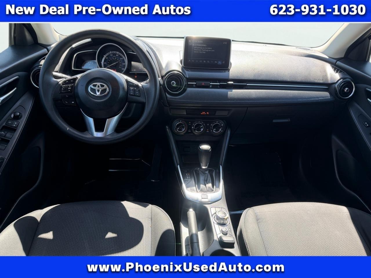 Toyota Yaris iA 6A 2017