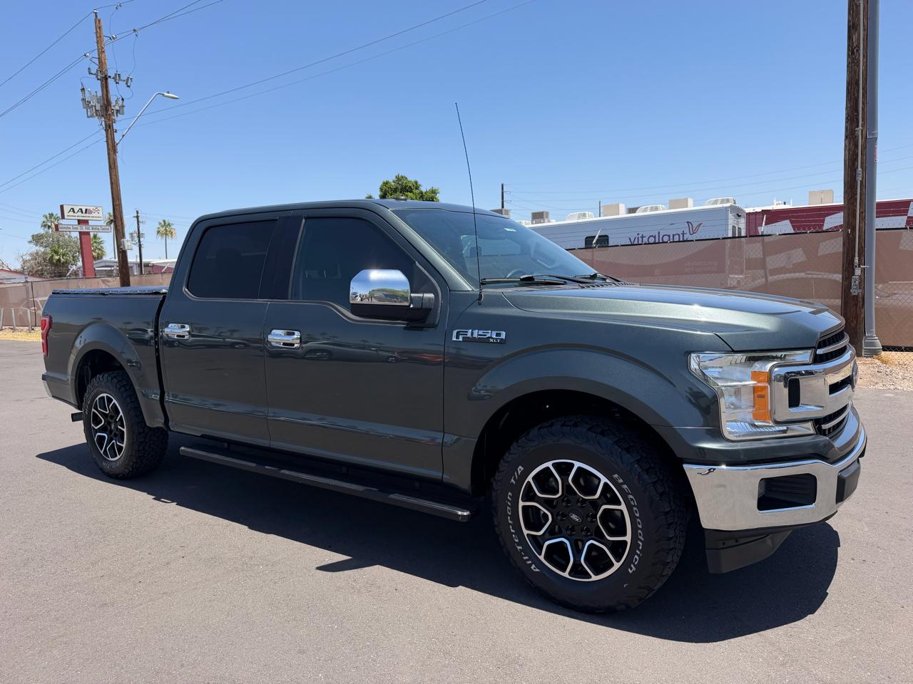 Ford F-150 2WD SuperCrew 139" XL 2018