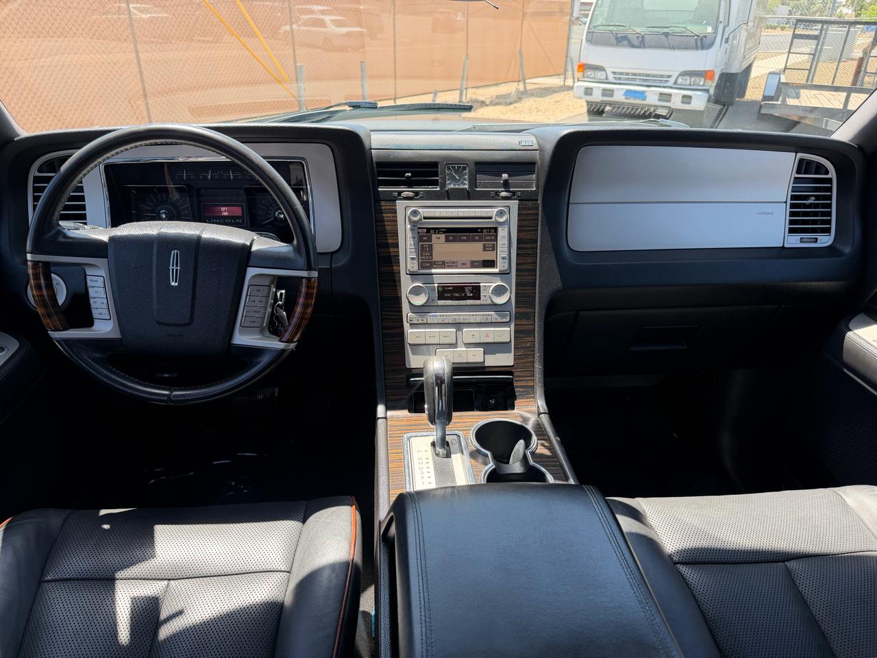 Lincoln Navigator 4WD Luxury 2007
