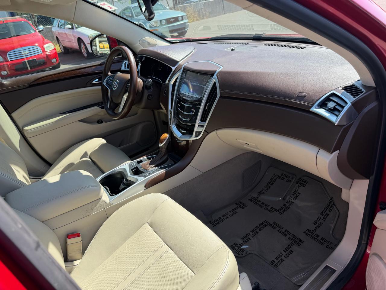 Cadillac SRX Luxury Collection FWD 2014