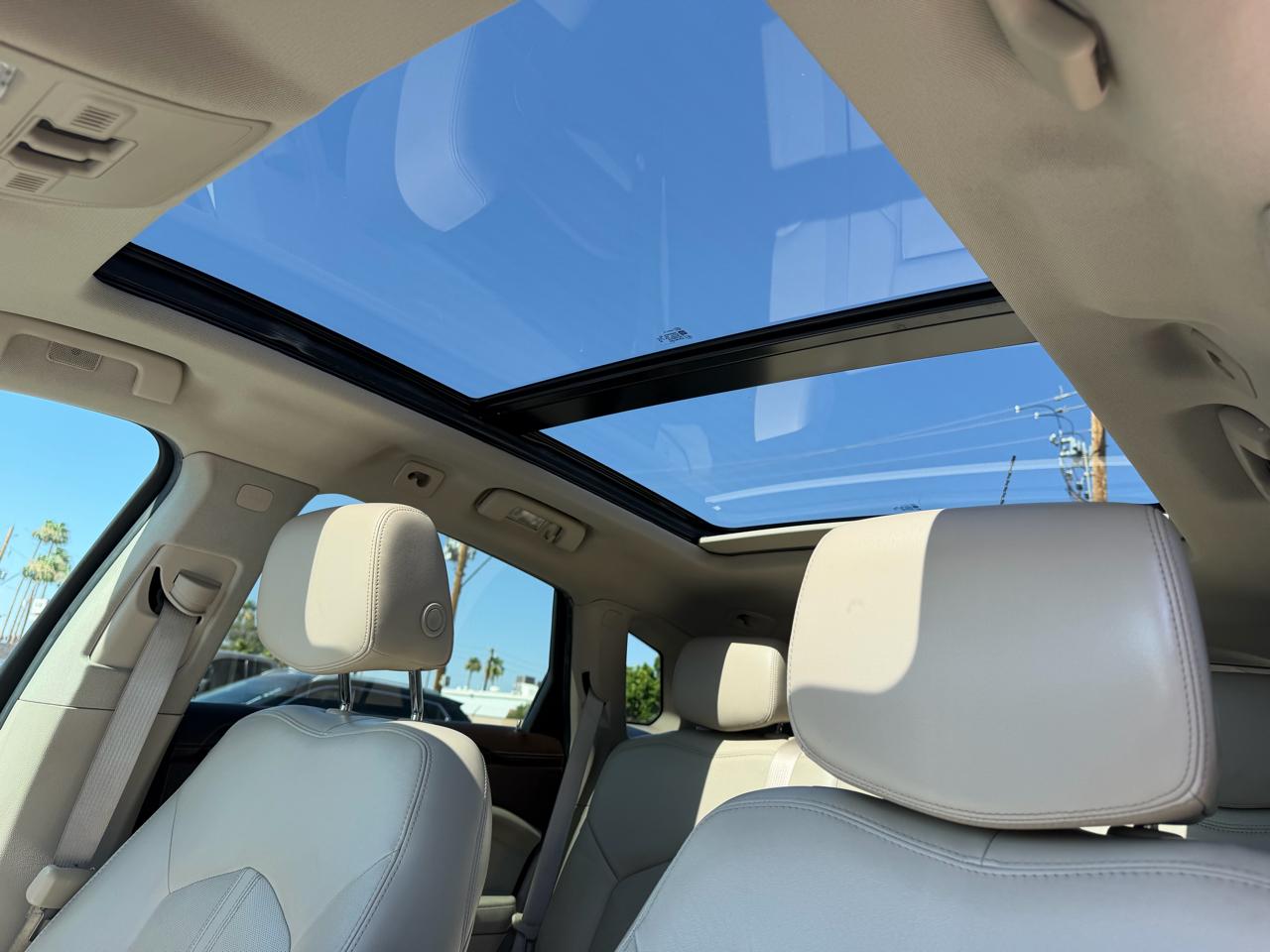 Cadillac SRX Luxury Collection FWD 2014
