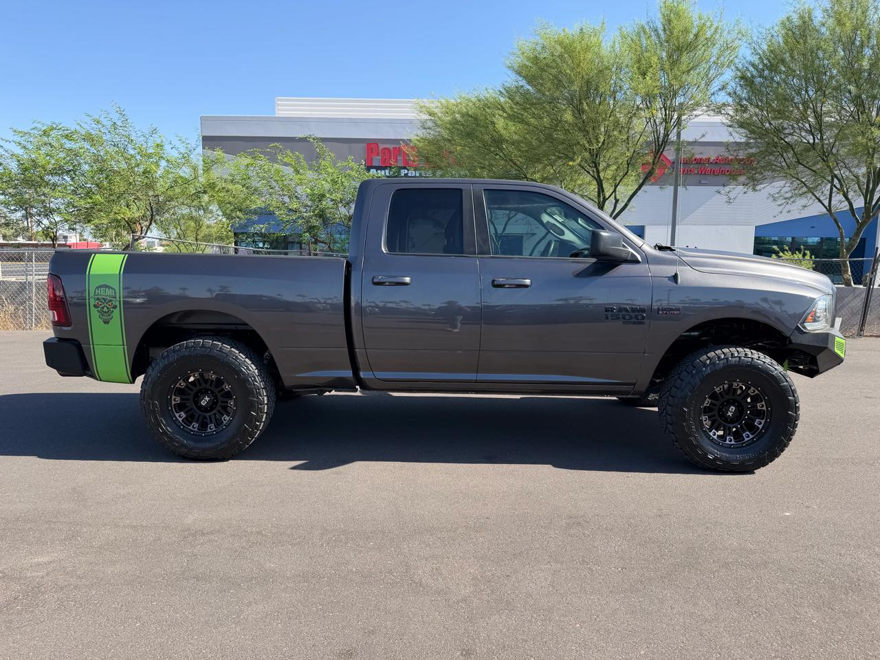 RAM 1500 Classic Tradesman Quad Cab 2WD 2019