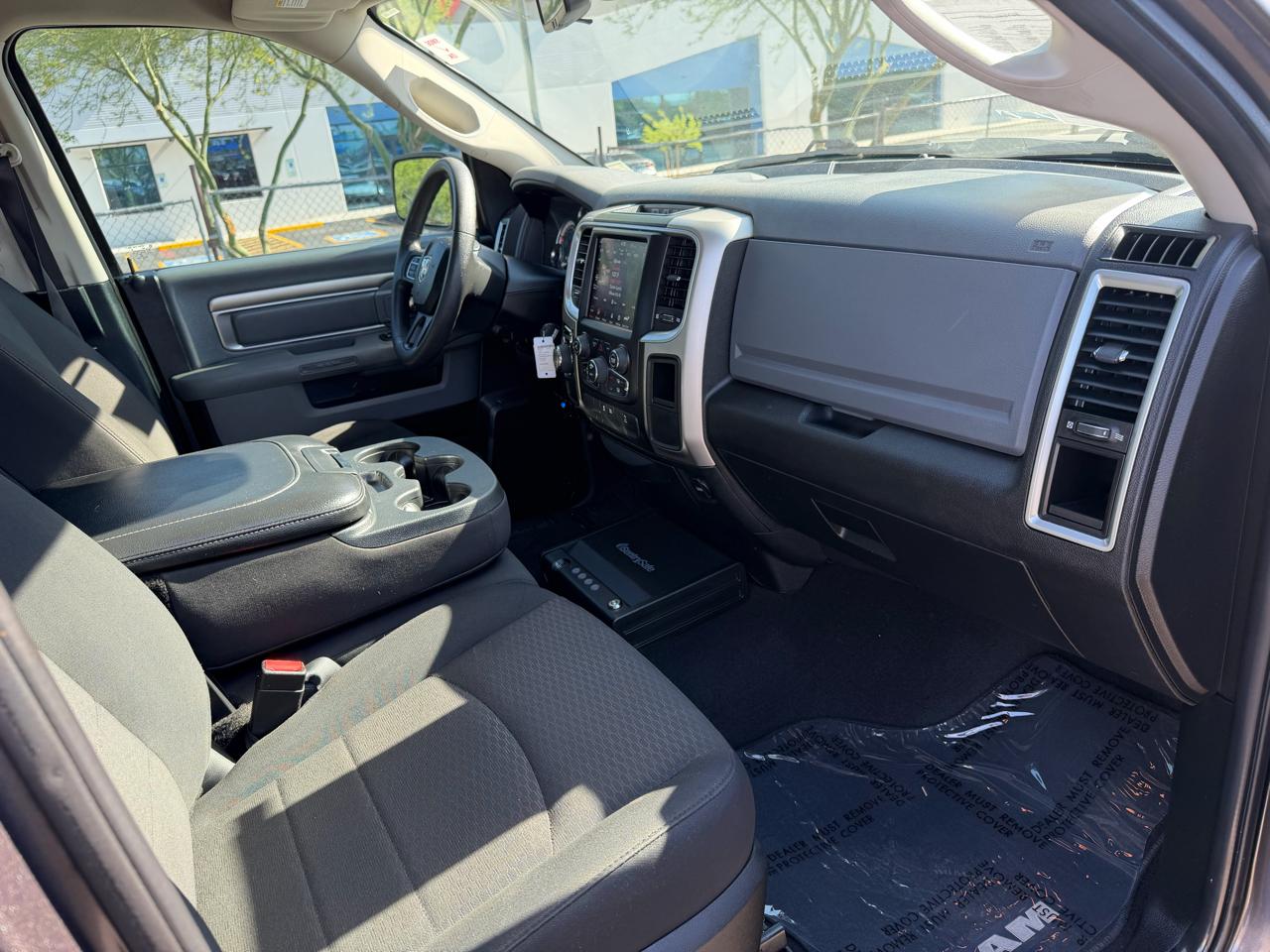 RAM 1500 Classic Tradesman Quad Cab 2WD 2019
