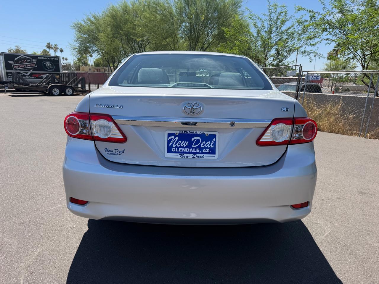 Toyota Corolla S 5-Speed MT 2011