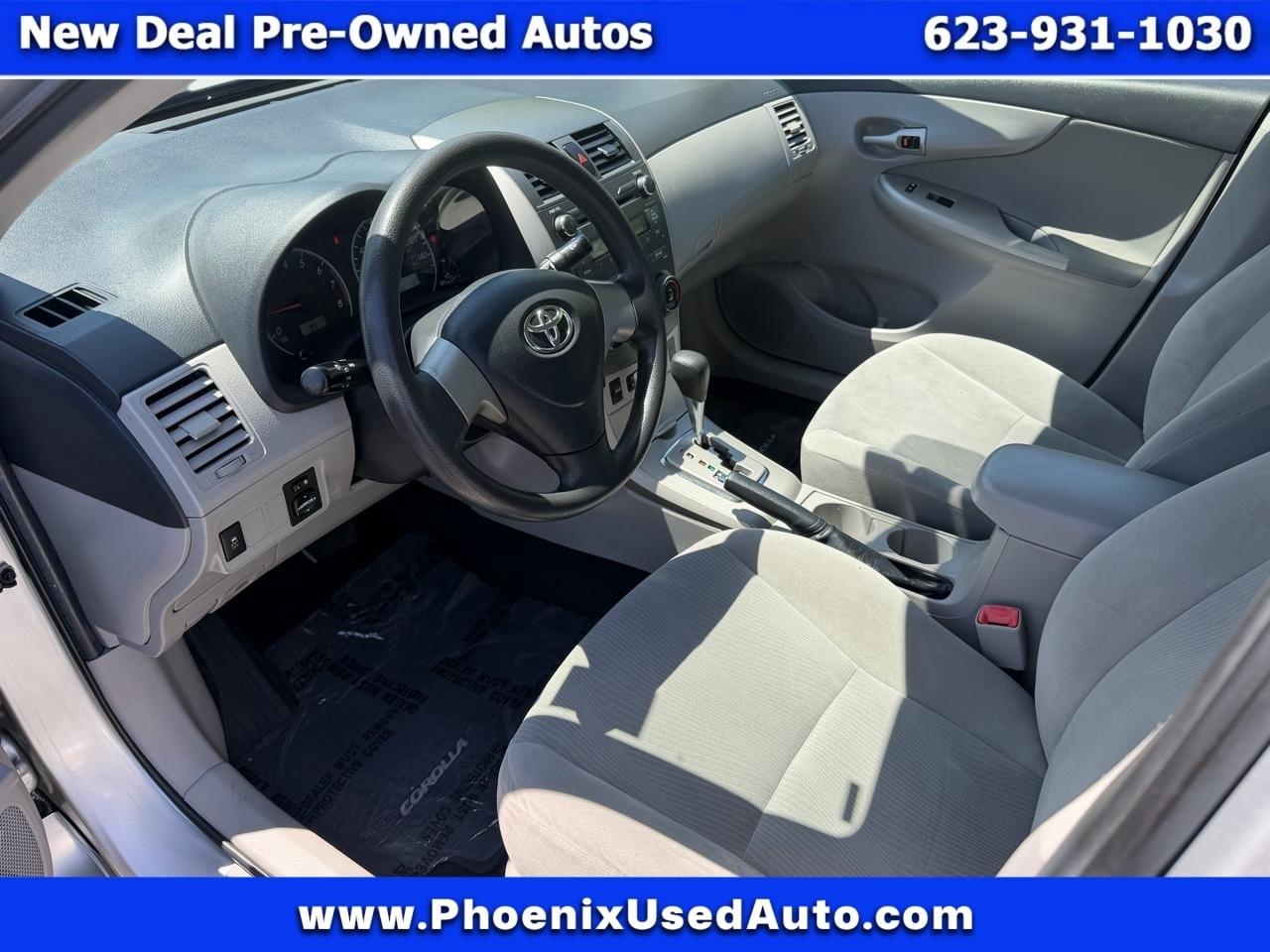 Toyota Corolla S 5-Speed MT 2011