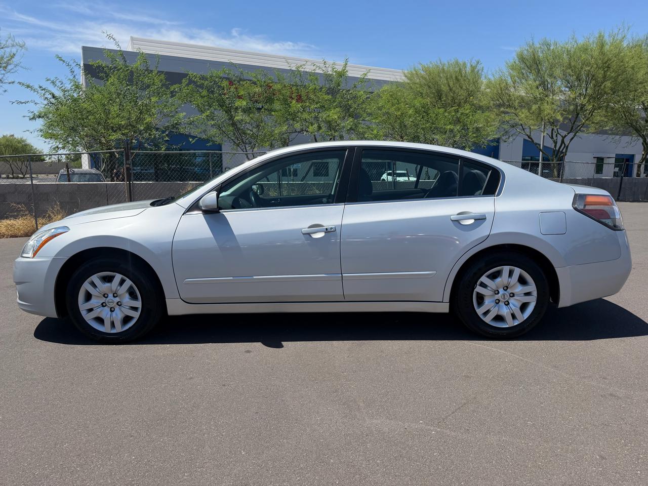 Nissan Altima 2.5 S 2011