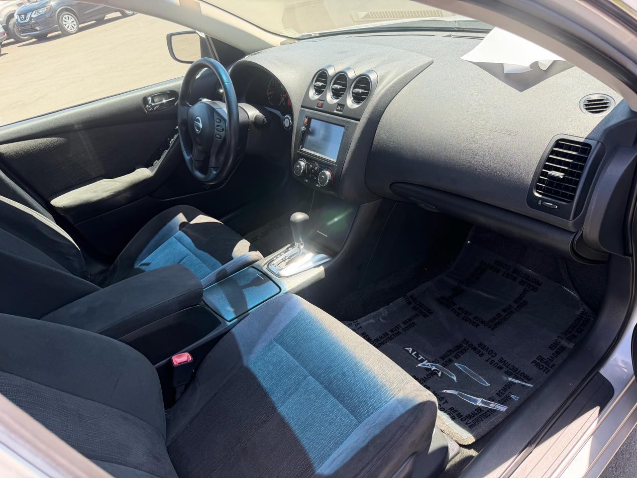 Nissan Altima 2.5 S 2011