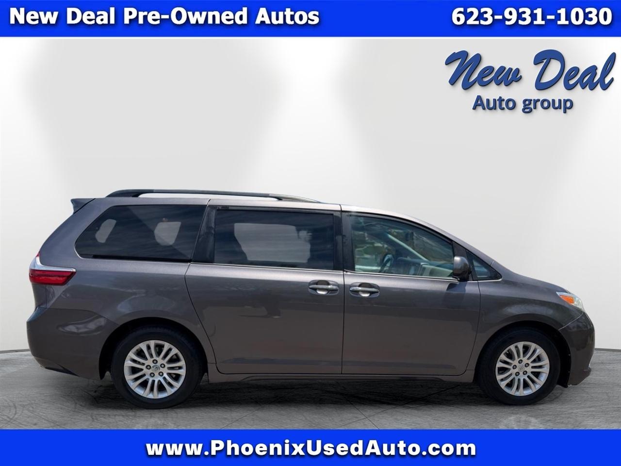 Toyota Sienna XLE FWD 8-Passenger V6 2015