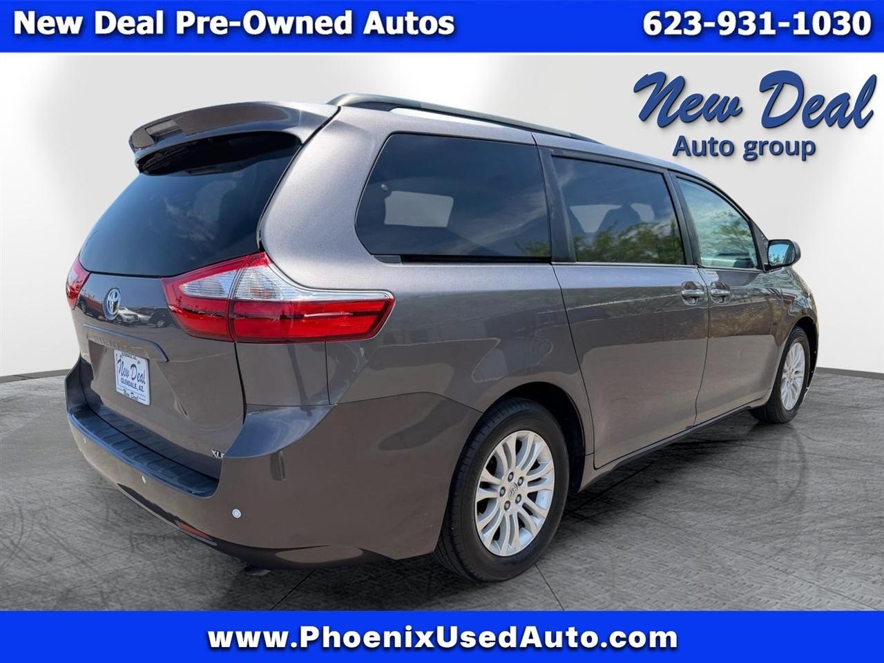 Toyota Sienna XLE FWD 8-Passenger V6 2015