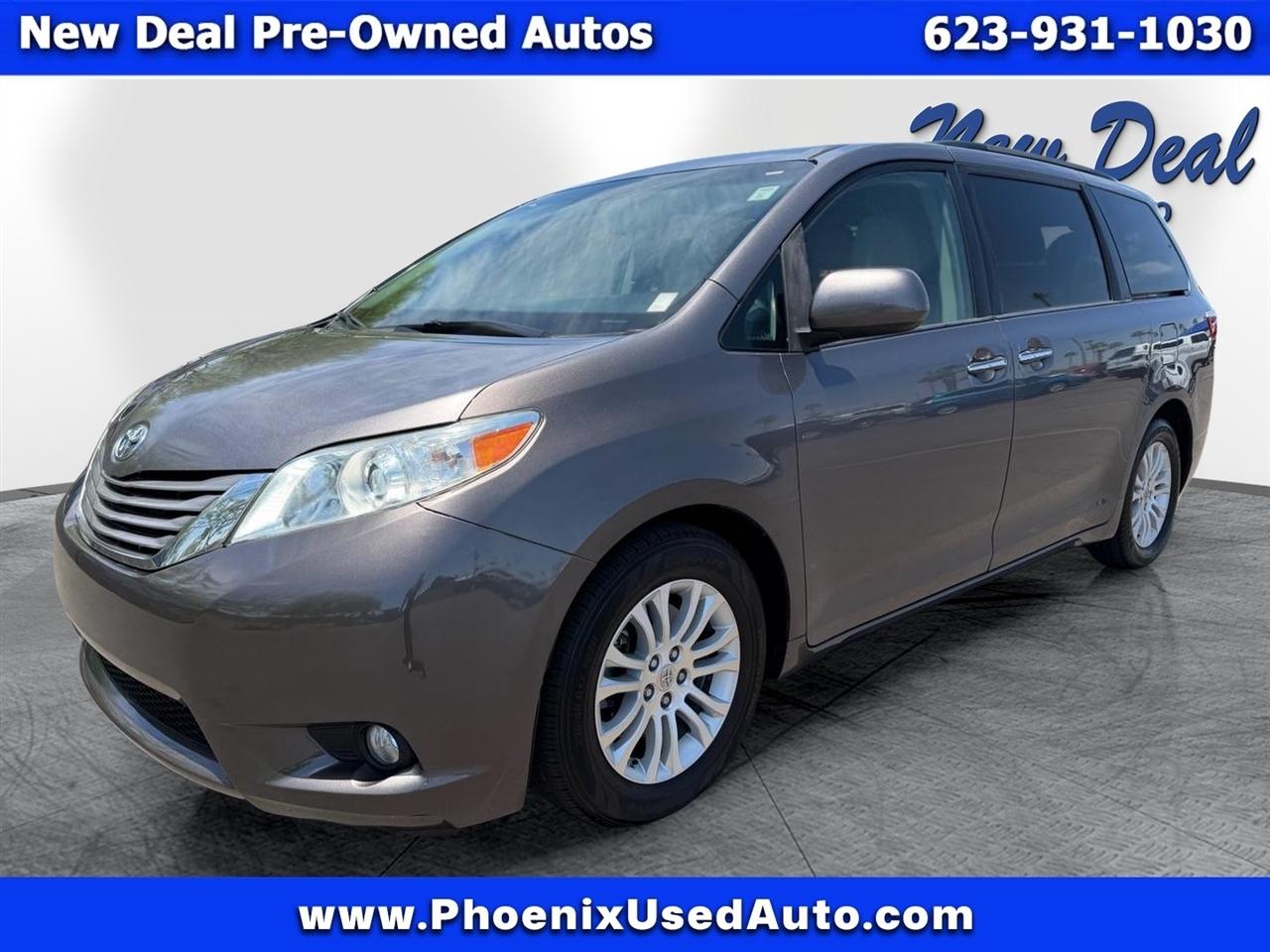 Toyota Sienna XLE FWD 8-Passenger V6 2015