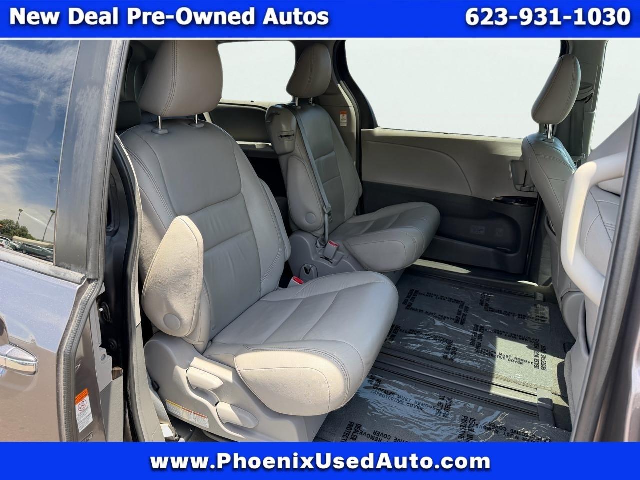 Toyota Sienna XLE FWD 8-Passenger V6 2015