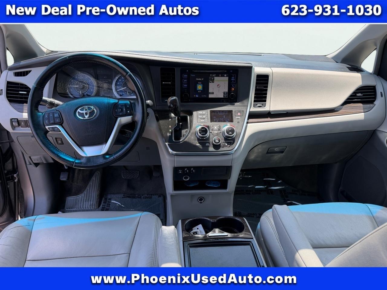 Toyota Sienna XLE FWD 8-Passenger V6 2015