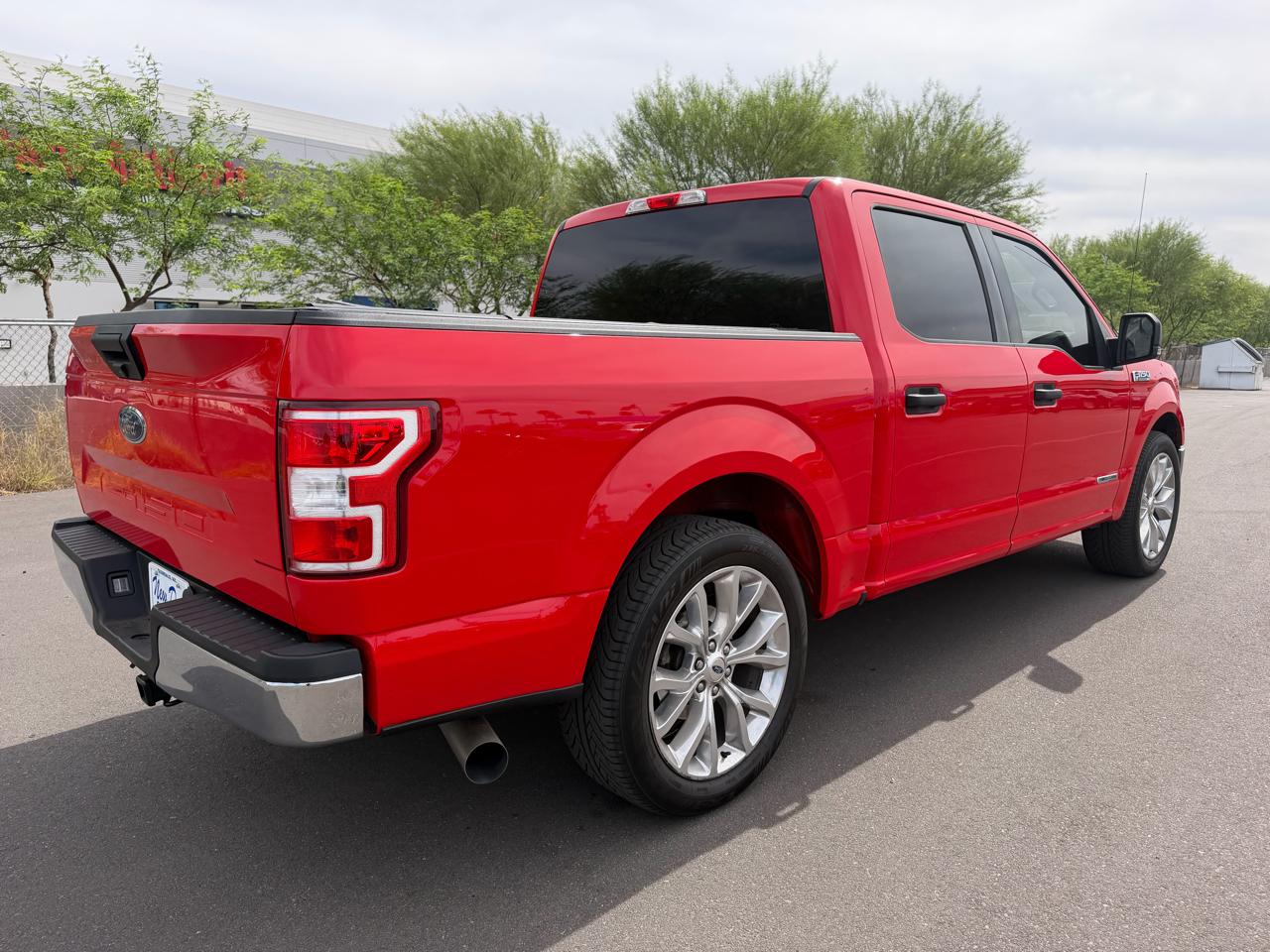Ford F-150 2WD SuperCrew 139" XL 2019
