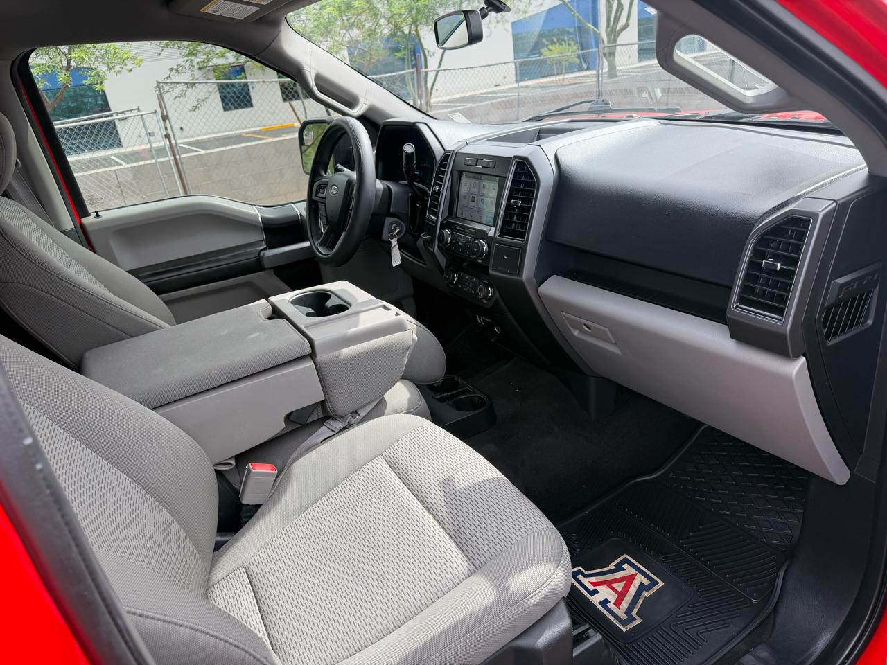 Ford F-150 2WD SuperCrew 139" XL 2019