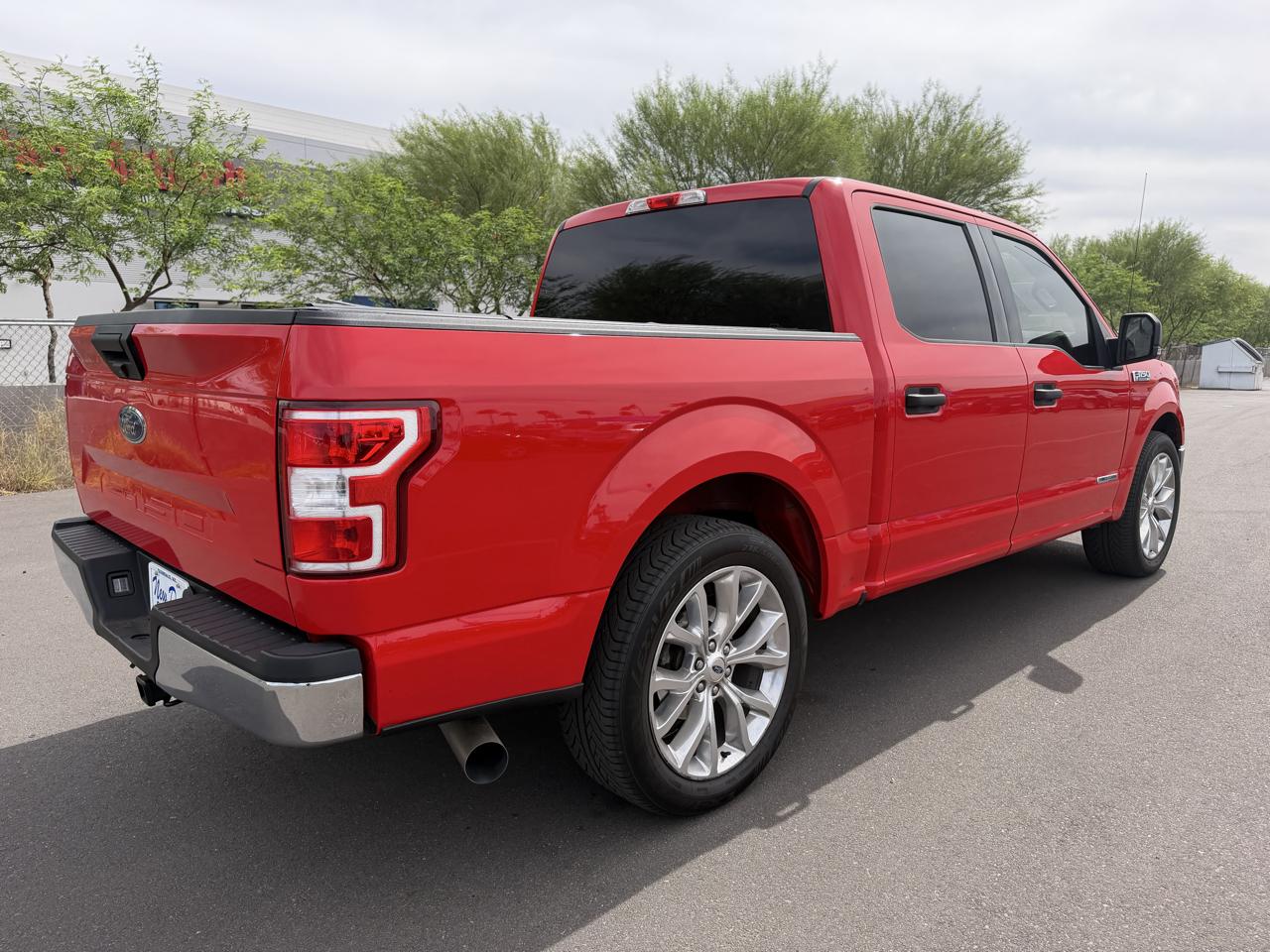 Ford F-150 2WD SuperCrew 139" XL 2019