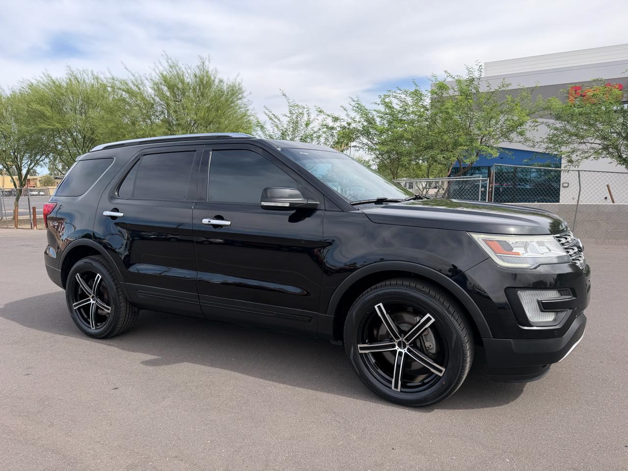 Ford Explorer Limited 4WD 2017