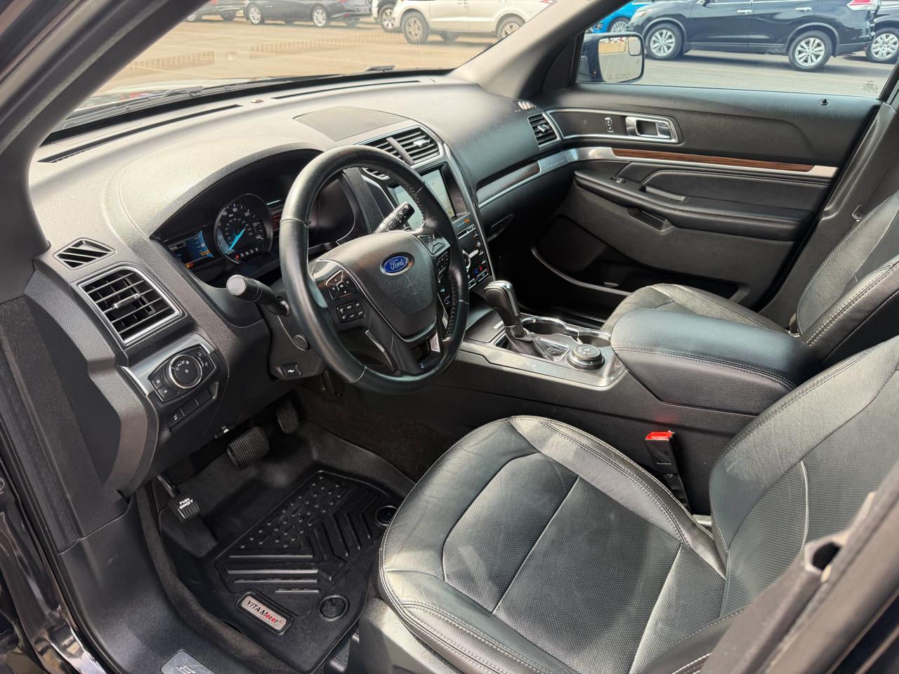 Ford Explorer Limited 4WD 2017