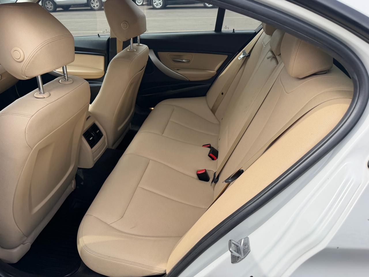 BMW 3-Series 320i xDrive Sedan 2018