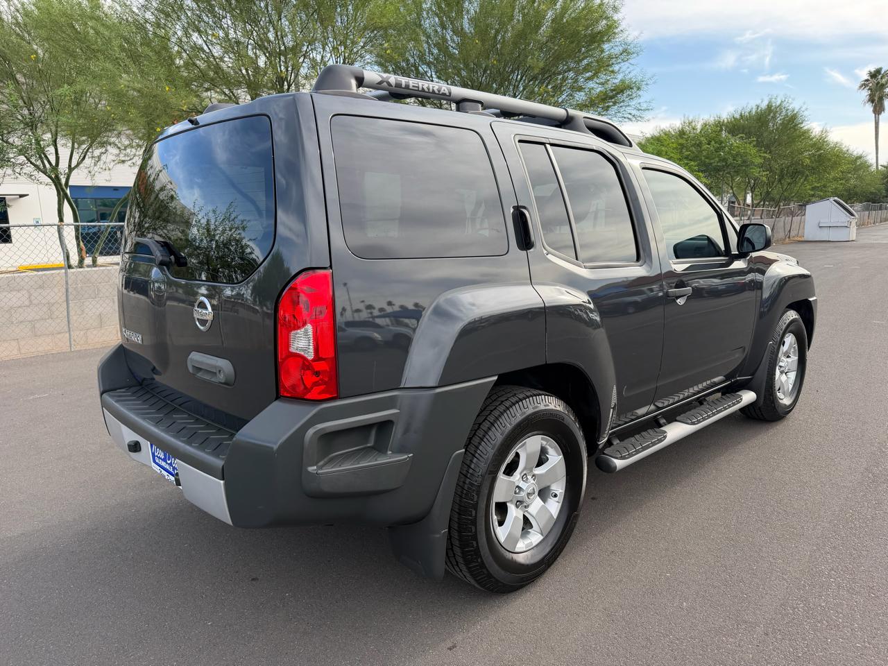 Nissan Xterra X 2WD 2010