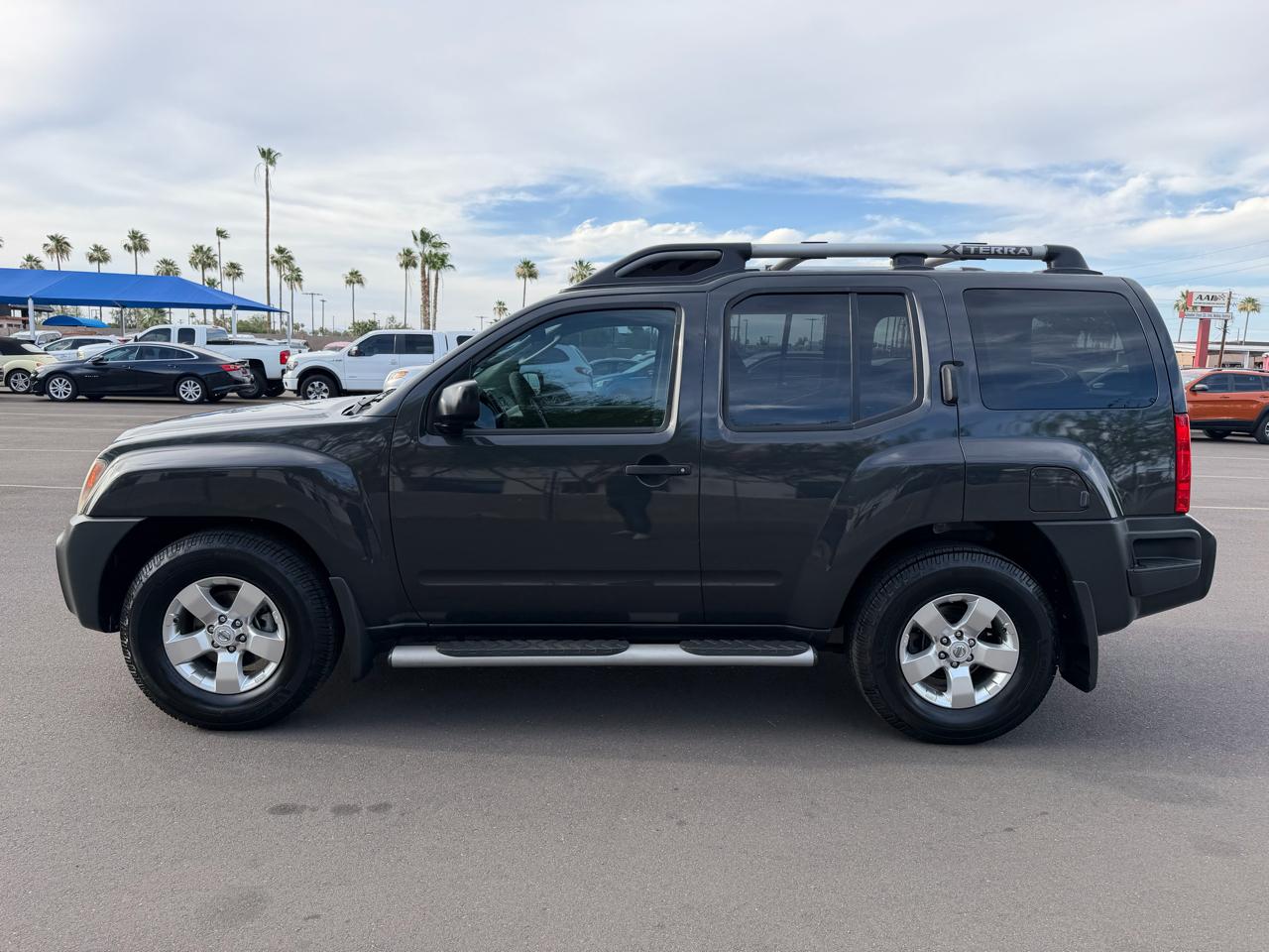 Nissan Xterra X 2WD 2010