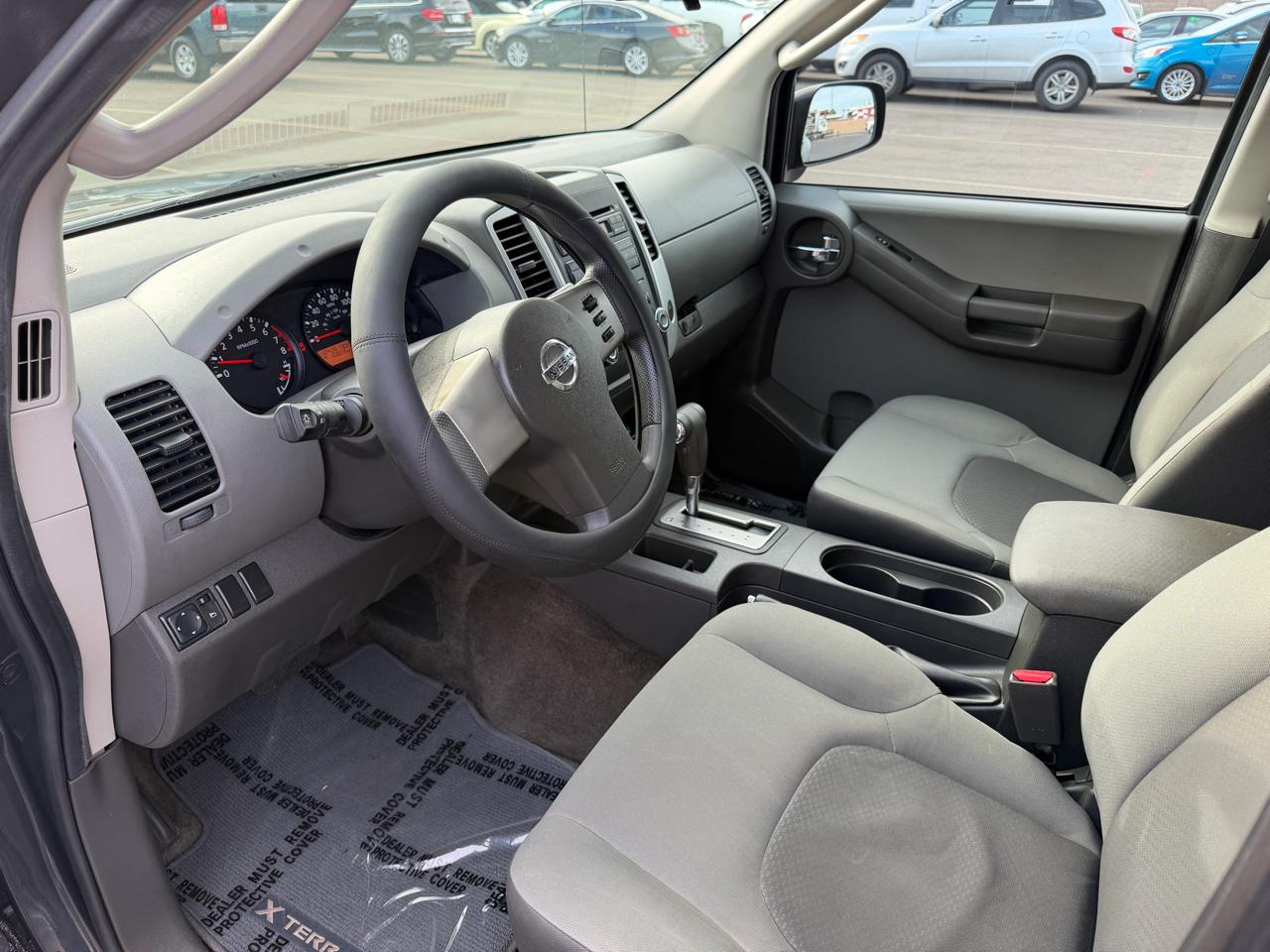 Nissan Xterra X 2WD 2010