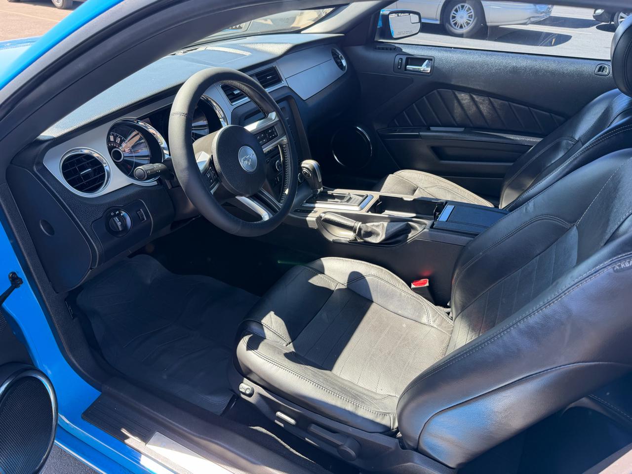 Ford Mustang V6 Coupe 2014