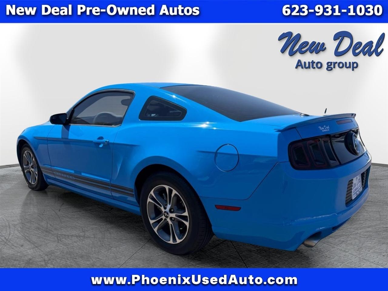 Ford Mustang V6 Coupe 2014