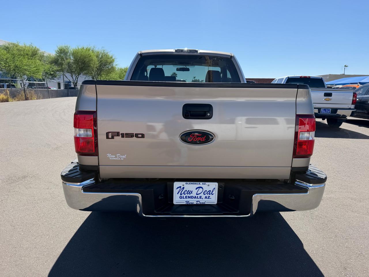 Ford F-150 2WD Reg Cab 126" STX 2005