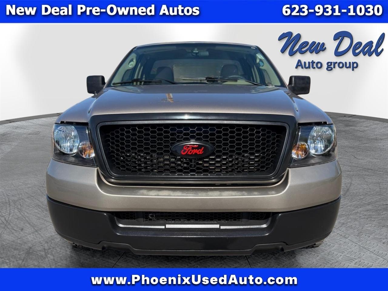 Ford F-150 2WD Reg Cab 126" STX 2005