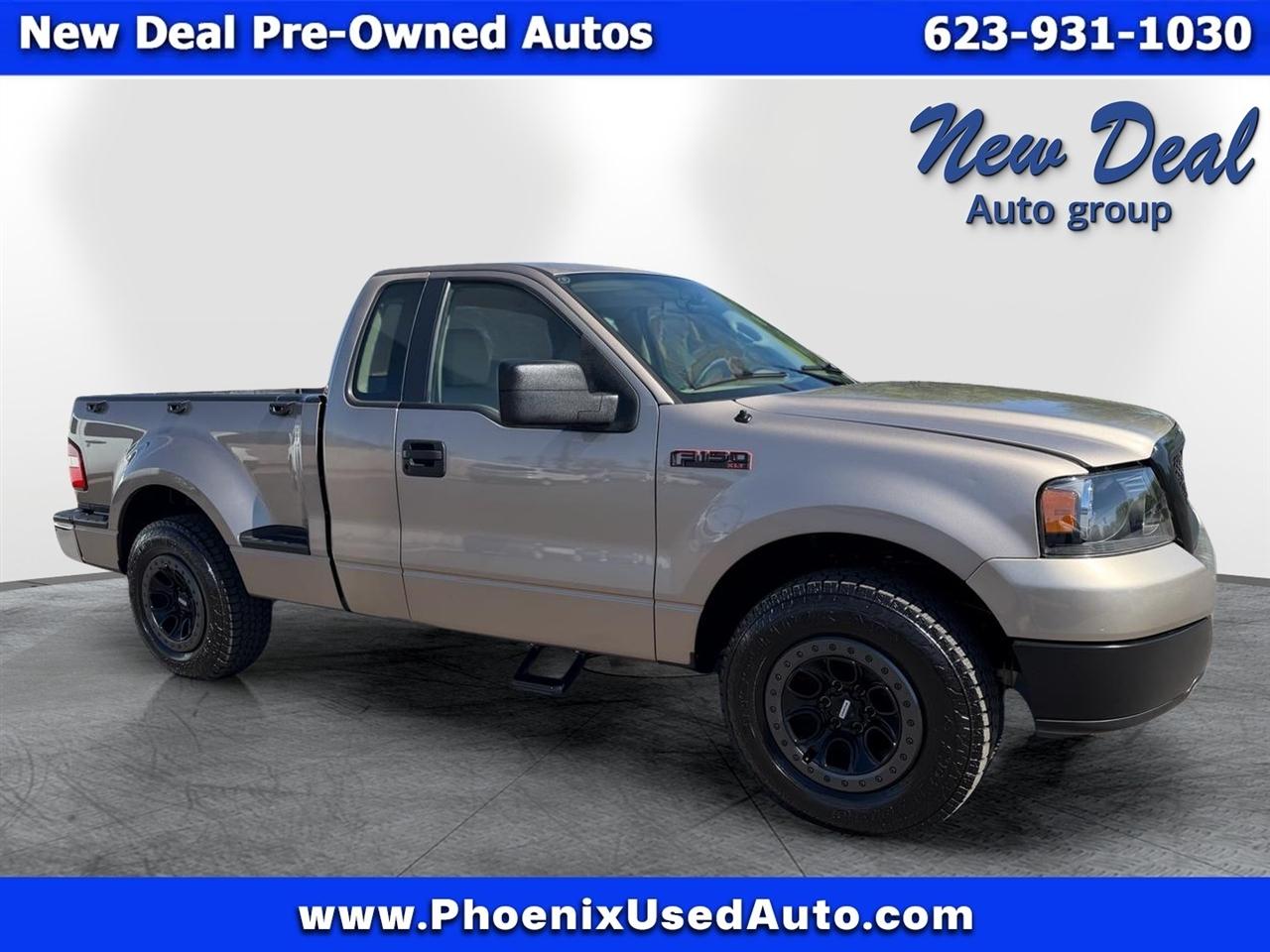 2005 Ford F-150 2WD Reg Cab 126" STX