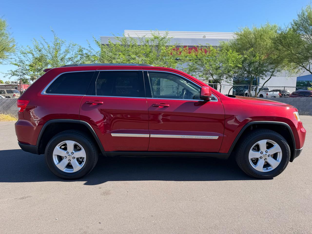 Jeep Grand Cherokee Laredo 4WD 2013