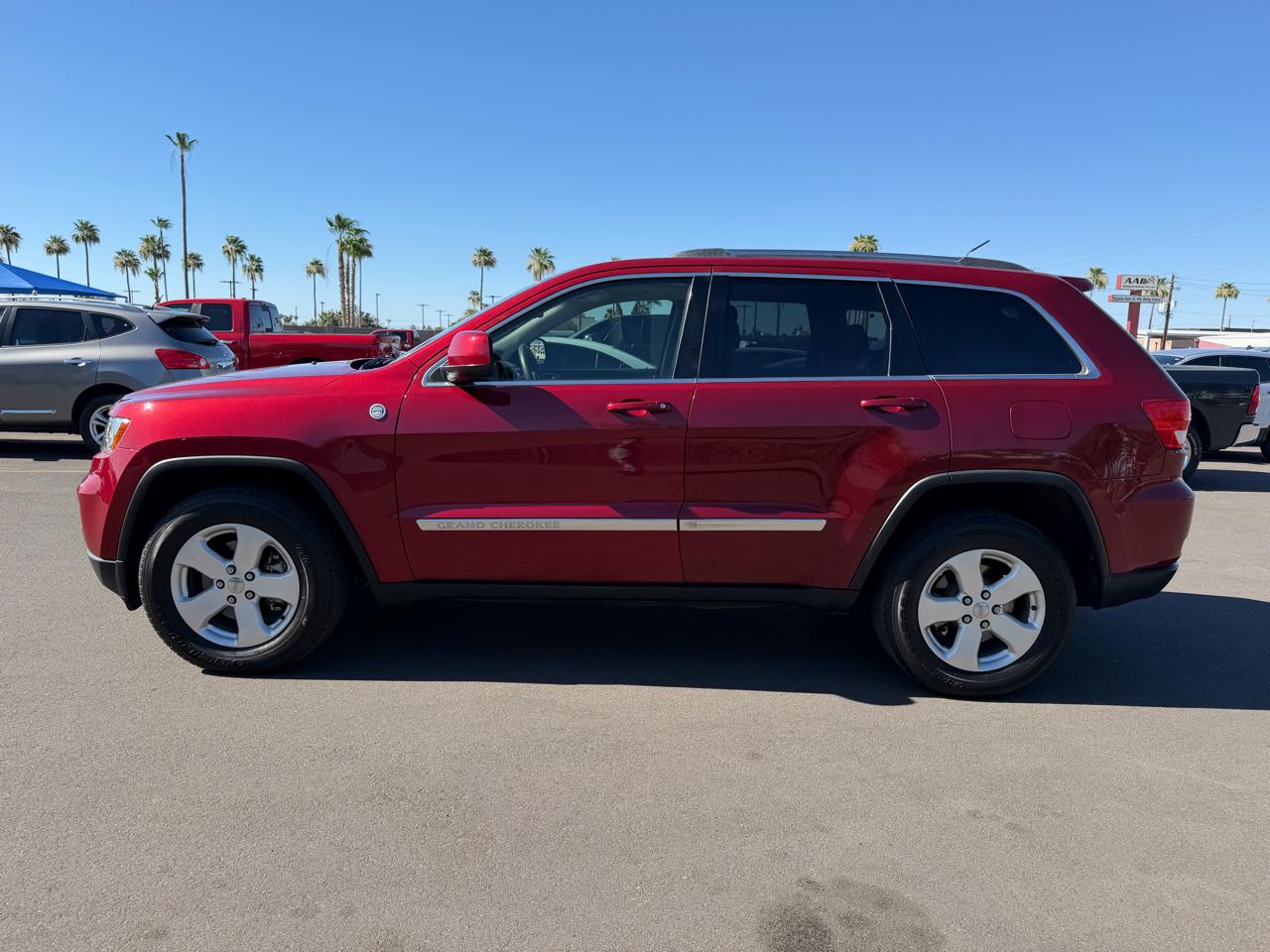 Jeep Grand Cherokee Laredo 4WD 2013